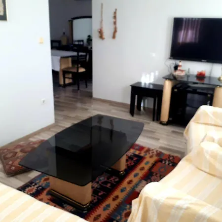 White House Apartmán